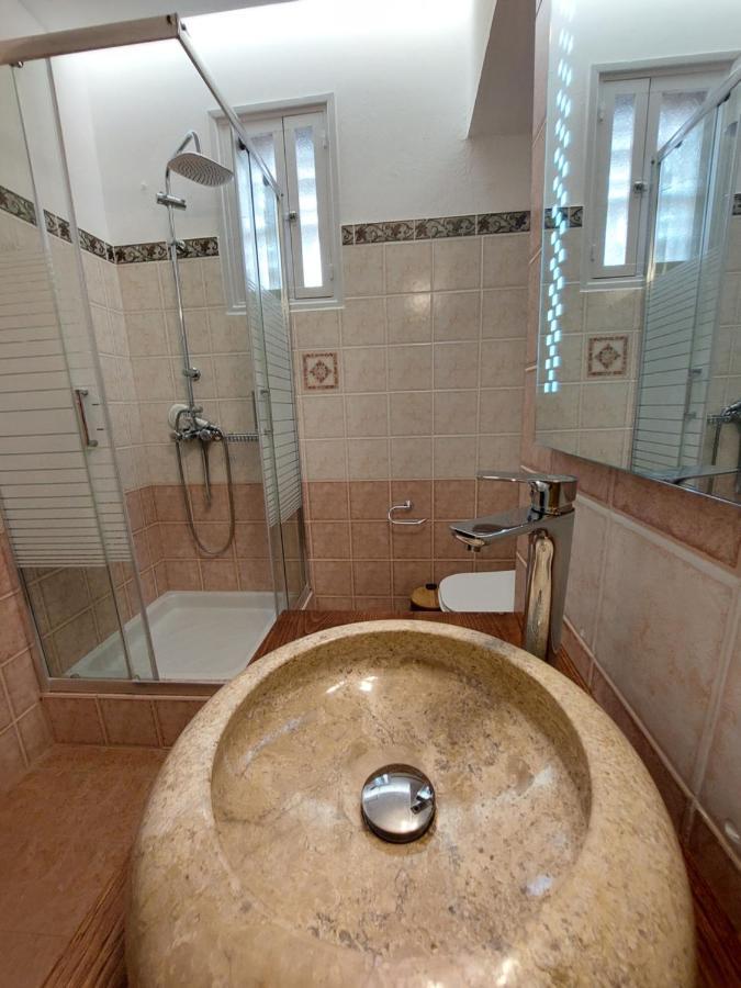 Hotel Akti Livanátai 外观 照片