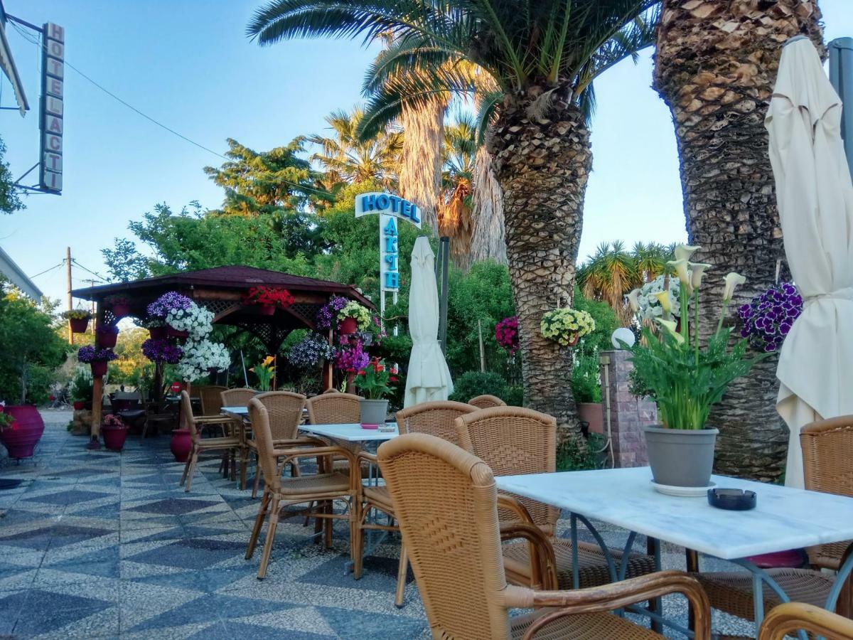 Hotel Akti Livanátai 外观 照片